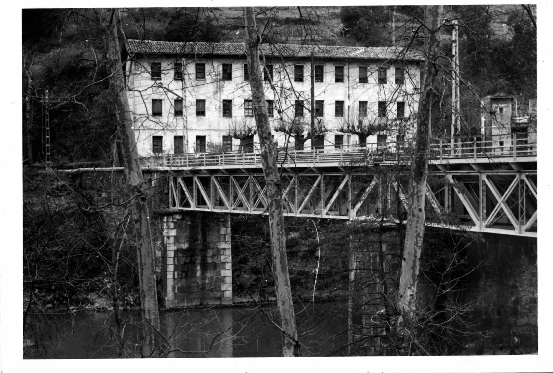 1978. Las casas de los ferroviarios (construidas en 1925, ampliadas en 1942).