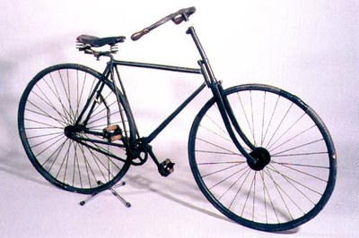 Bicicleta de finales del XIX , principios del XX. Bicicleta de finales del XIX , principios del XX.