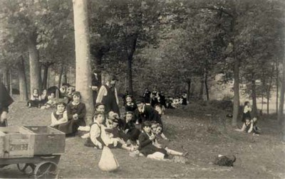 Excursión de alumnas del colegio Aldatze Excursión de alumnas del colegio Aldatze