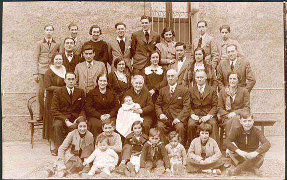 Familia Sarasua-Gisasola hacia 1930