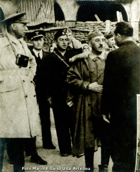 Franco y Mola en Eibar 1937.
