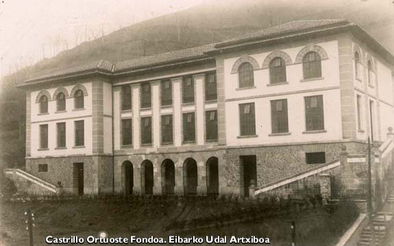 Escuela de Jardines. 1925