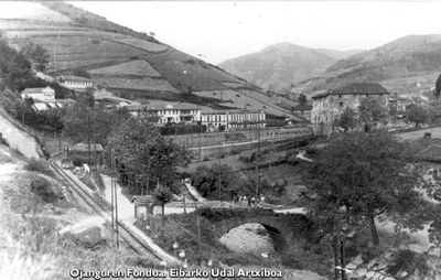 Puente de Amaña. Hacia 1915. Puente de Amaña. Hacia 1915.
