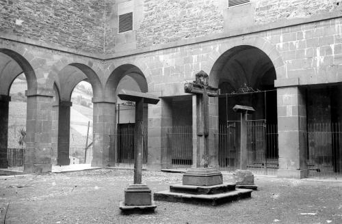 Claustro del convento de Isasi 1916