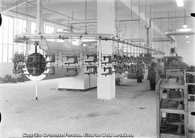 Muntaia-katea. 1953. Muntaia-katea. 1953.