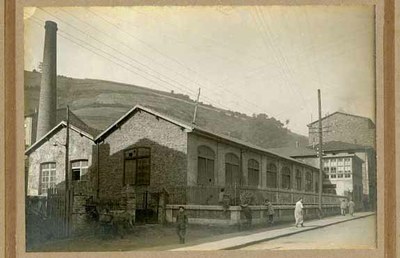 Aurrera lantegia 1910 inguruan Aurrera lantegia 1910 inguruan
