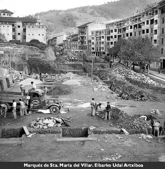 Errebaleko merkatu plaza, 1941.